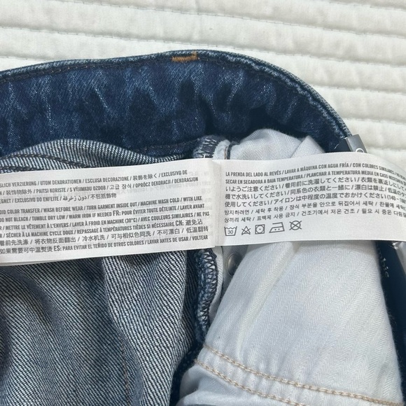 NWT Abercrombie & Fitch “Curve Love”Jeans. High Rise. Vintage Flare. Siz… - Picture 8 of 11